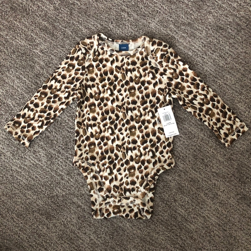 Animal print 2 piece baby set